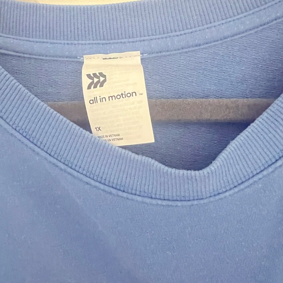all in motion 1X blue women’s sweatshirt. So soft and comfortable, loose fit. - Picture 7 of 9